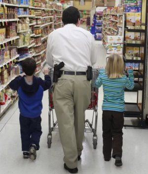 Andrew Rothman with his kids